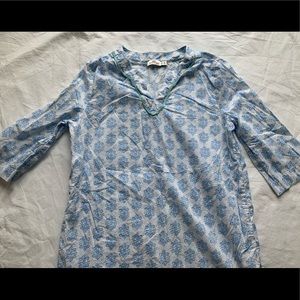 Vineyard vines girls cover up Can fit women’s S